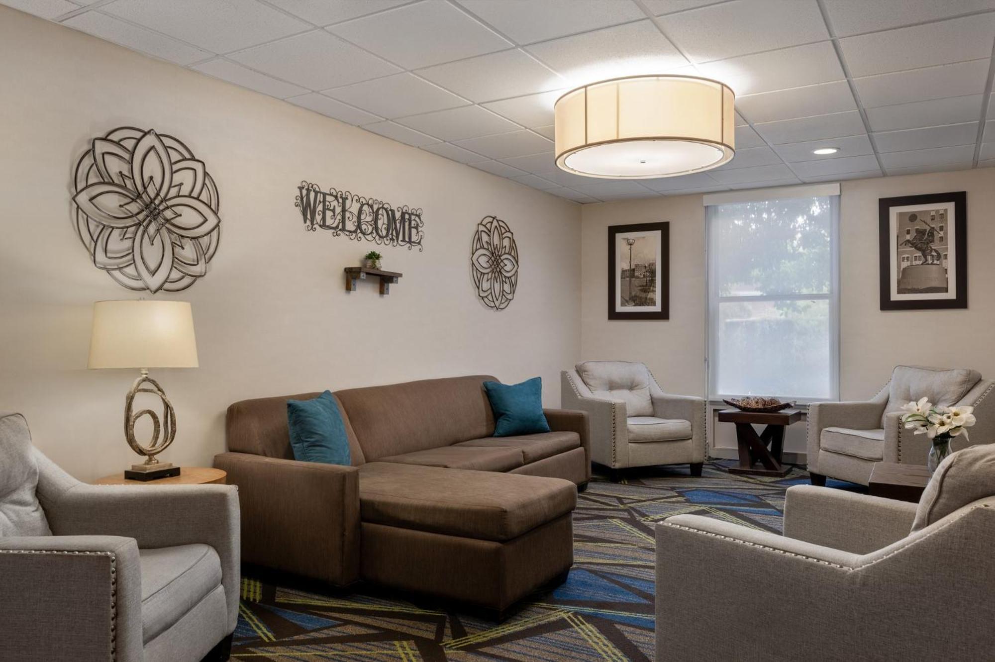 Holiday Inn Express Tallahassee By Ihg Exterior foto